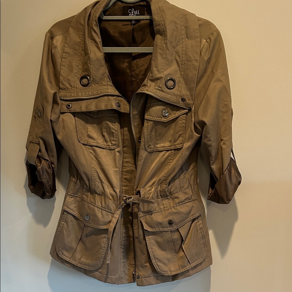 Luii Women's Utility Jacket in Tan